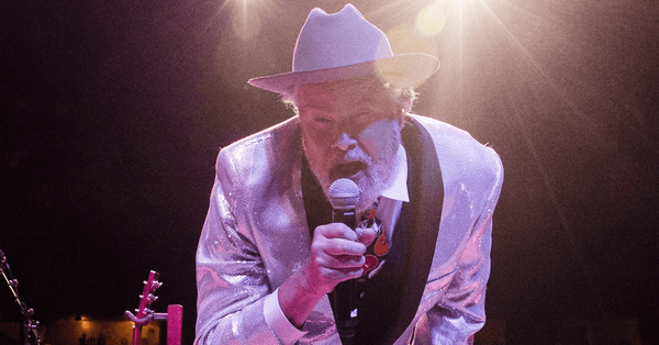 ROBERT EARL KEEN