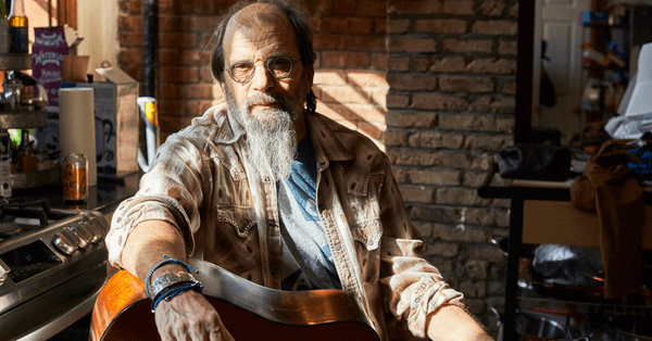 STEVE EARLE