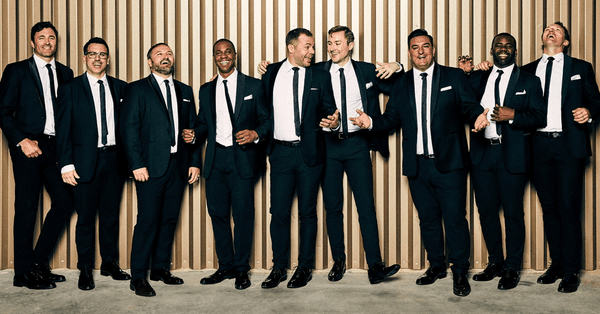 STRAIGHT NO CHASER