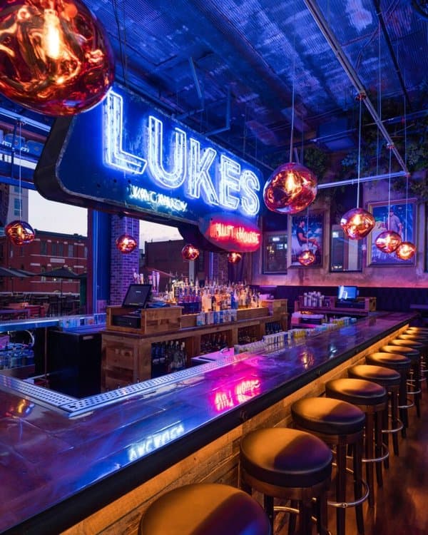Luke's 32 Bridge Food + Drink