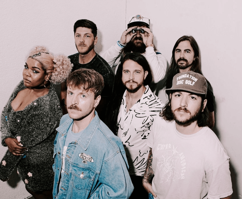 Cliffdiver // Casper Fight Scene // Leisure Hour